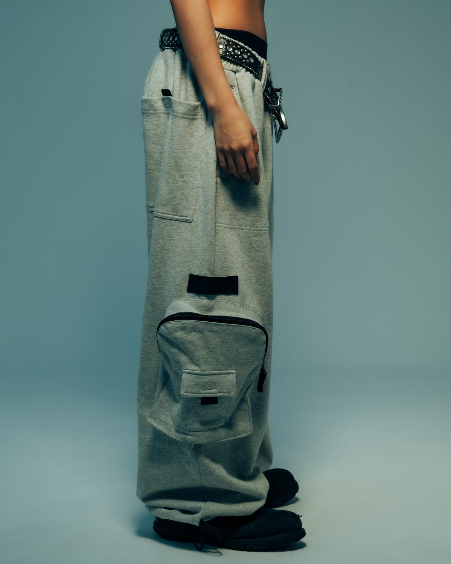 TYPE-002 Giant Pocket Sweat Pants ASHGRAY